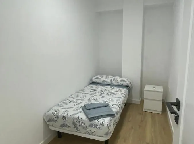 Familyhomestay * فالنسيا