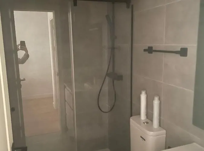 Familyhomestay منزل للإقامة فالنسيا