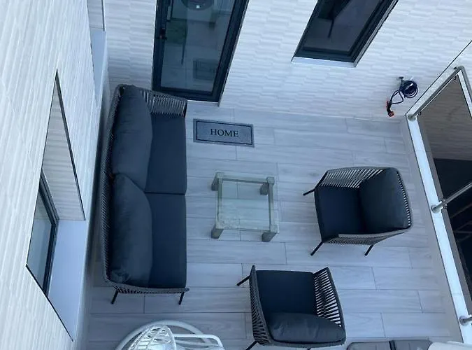 بيت للعطل Deluxe House