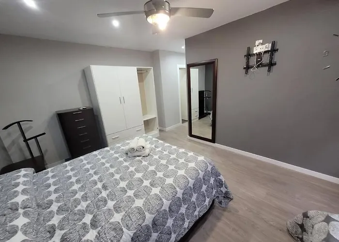 Precioso Reformado Con Terraza, 4 Habs Apartamento *