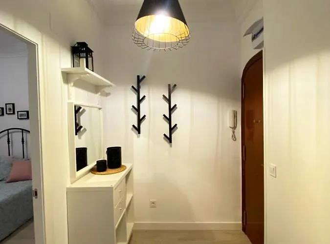 Malvarrosa Private In Shared Δωμάτια σε οικογενειακή κατοικία Βαλένθια