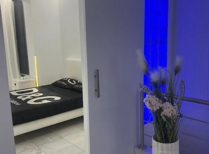 Deluxe House * فالنسيا