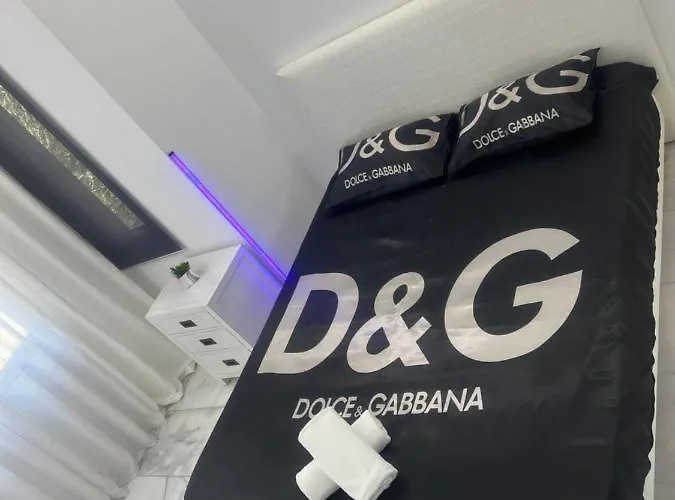 Deluxe House فالنسيا