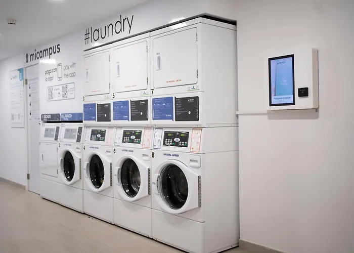 Micampus Avenida Del Puerto - Residencia De Estudiantes 아파트