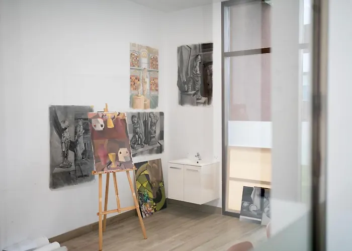 Micampus Avenida Del Puerto - Residencia De Estudiantes * Βαλένθια