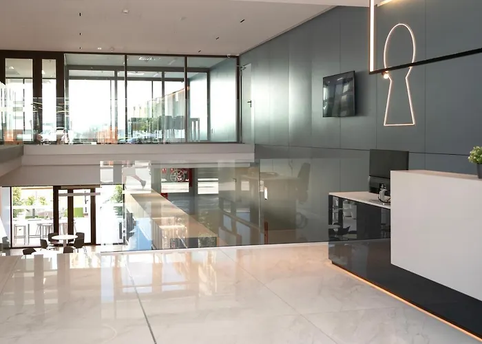 Micampus Avenida Del Puerto - Residencia De Estudiantes 아파트 *