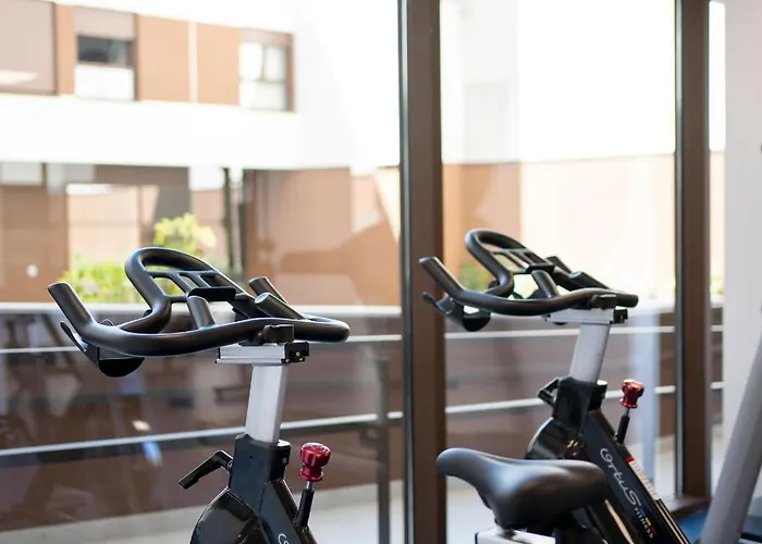 Micampus Avenida Del Puerto - Residencia De Estudiantes *