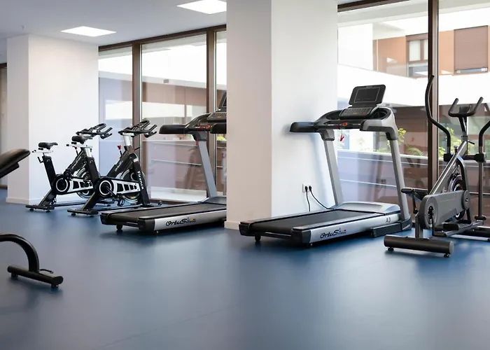 Micampus Avenida Del Puerto - Residencia De Estudiantes 아파트