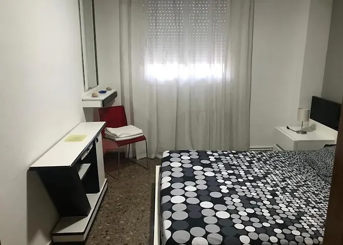 Comodo Y Espacioso Con Parking 아파트 *