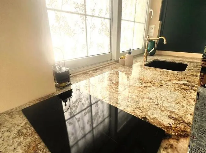 Διαμέρισμα Esmeralda With Free Private Underground Parking