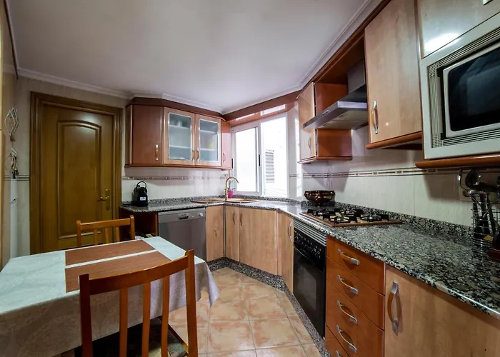 Awesome Center * فالنسيا