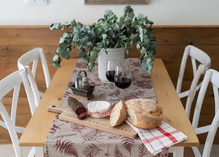 Le Provencal De Coup De Coeur