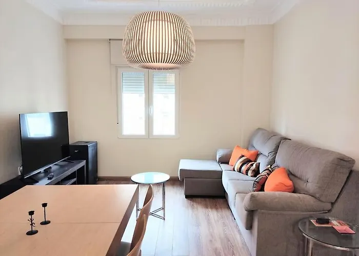 6p Junto Ciudad De Artes Y Ruzafa *