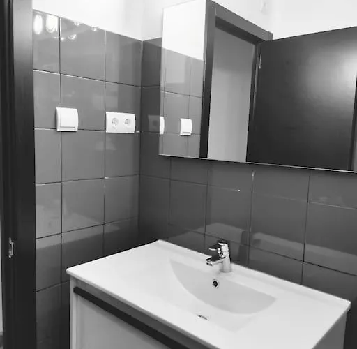 6p Junto Ciudad De Artes Y Ruzafa Valencia