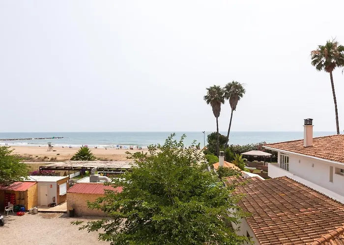 Isola Beachside 아파트