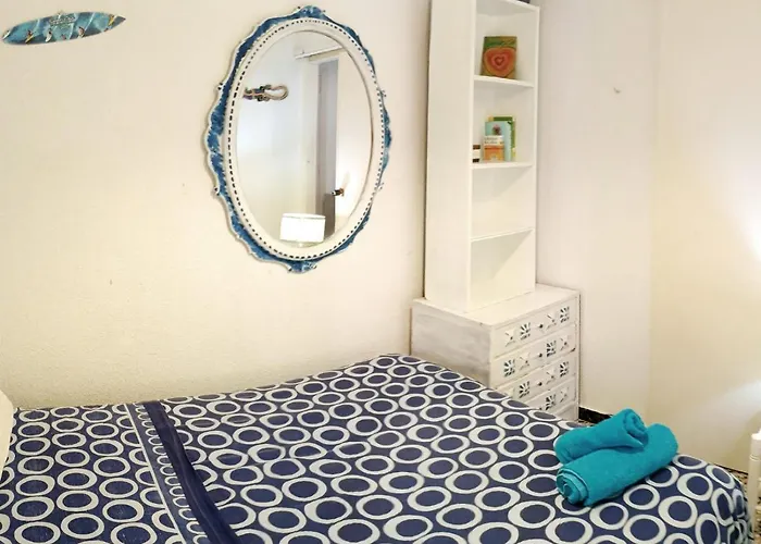 Blue Double Private At Front - En La Playa Piso Compartido