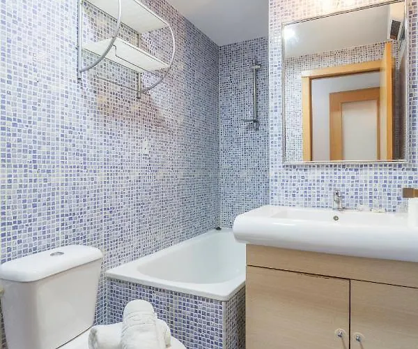 Con Terraza Apartment *