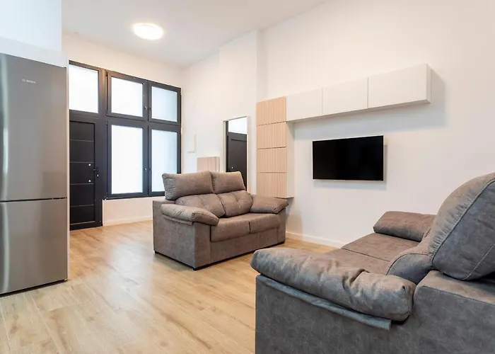 10 Pax, Ac, Wifi Gratis, Ciudad Artes Y Ciencias شقة