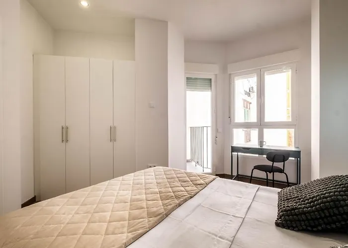 Amazing With Afun And Friendly Atmosphere Valência