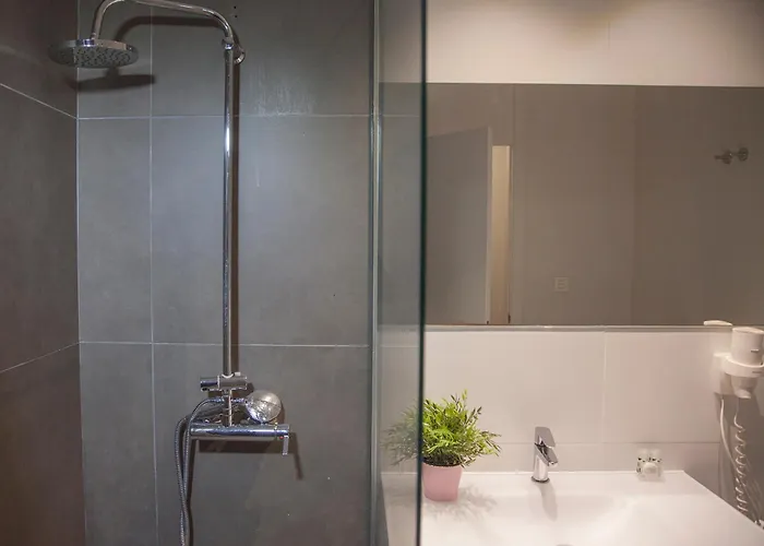 Flats Friends Soho * Valence