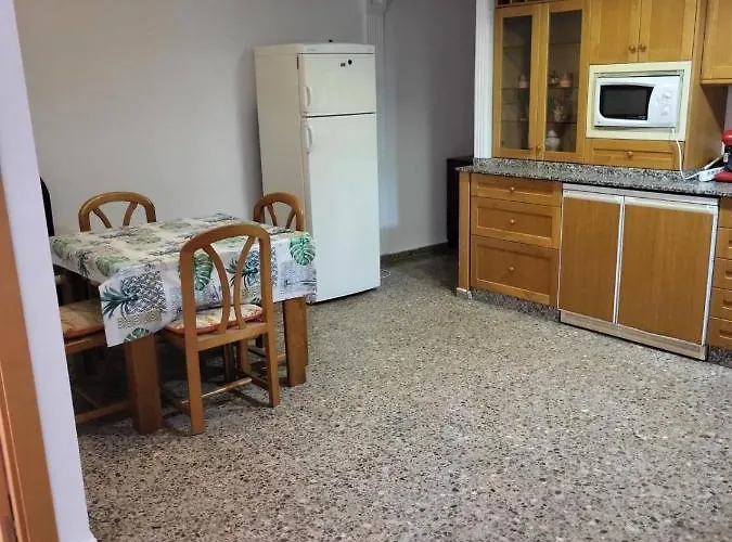 Carrer De La Pau Port De Sagunto 瓦伦西亚