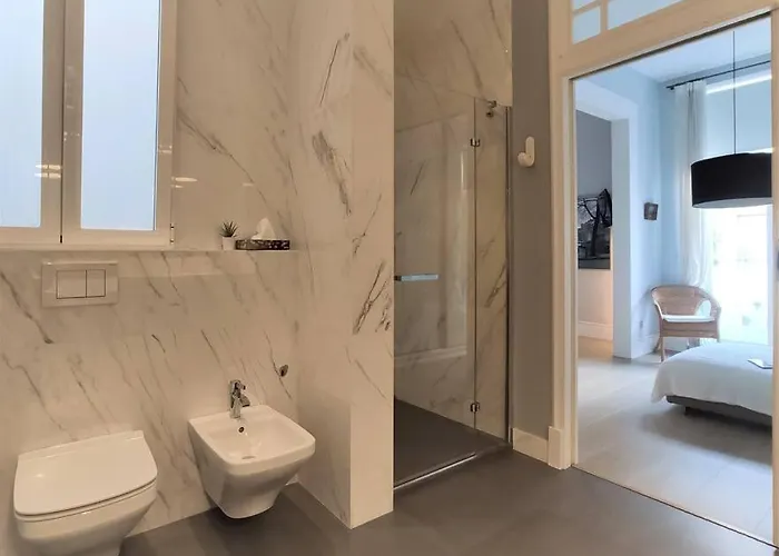 De Lujo Frente Al Mercado Colon. Only Adults 발렌시아