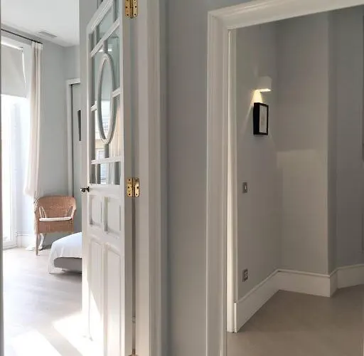 De Lujo Frente Al Mercado Colon. Only Adults 아파트 *