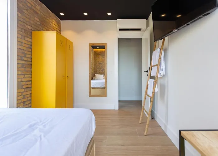 Private * Βαλένθια