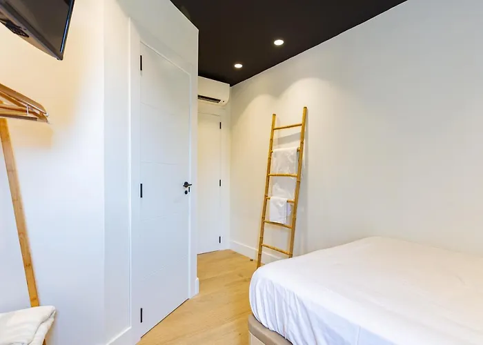 Private Δωμάτια σε οικογενειακή κατοικία *