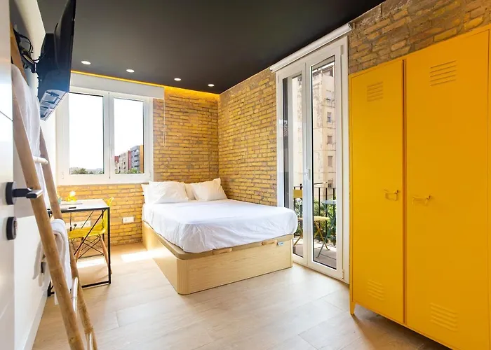 Δωμάτια σε οικογενειακή κατοικία Private *