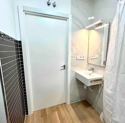 Acogedor 5 Personas * Valence