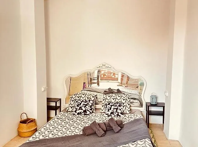 Muy Centrico En Junto A Ruzafa Valencie