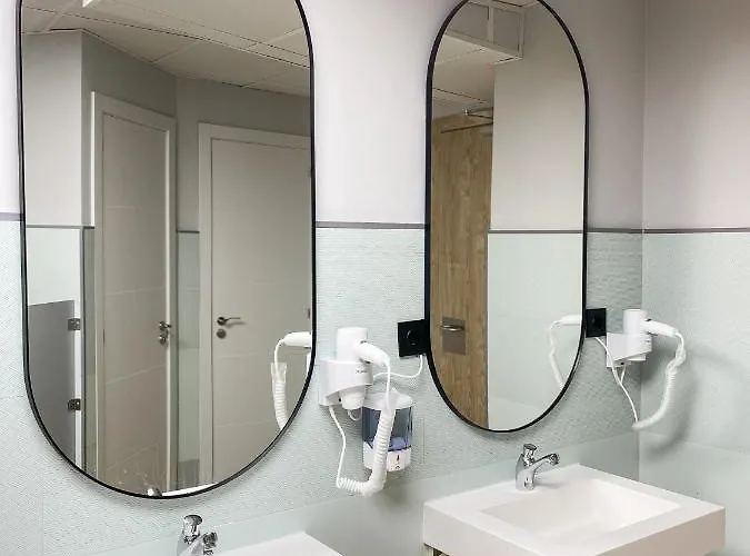 The Pod Blasco Hostel *