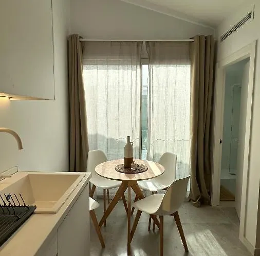 Art Homes Lavadero 3* Valence