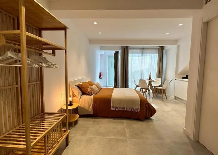 Art Homes Lavadero 3* Valence