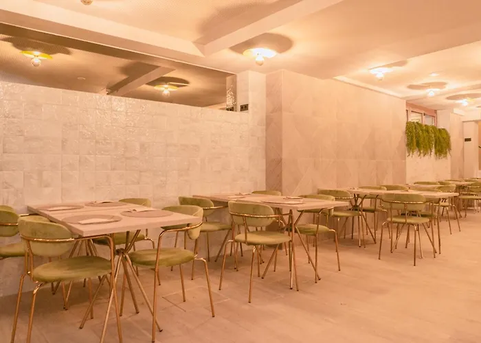 Ξενοδοχείο The Valentia Corretgeria 4*