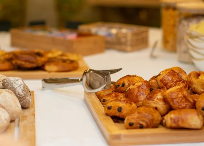 ホテル The Valentia Corretgeria 4*