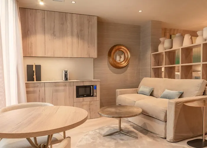 Ξενοδοχείο The Valentia Corretgeria 4*