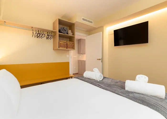 Ciencias J Lejlighed