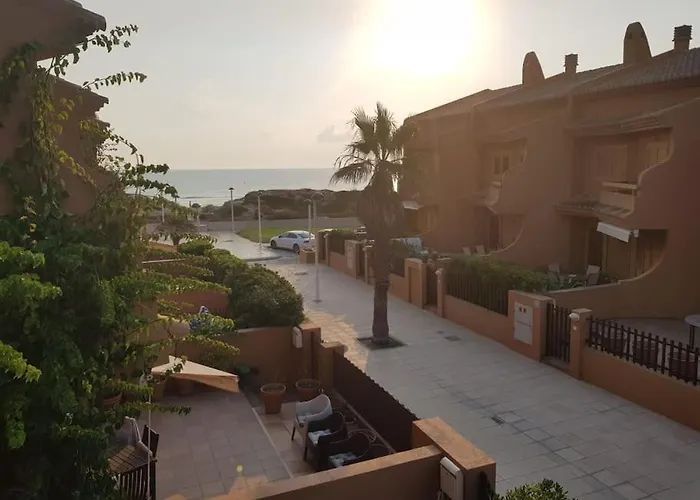 펜션 Adosado En La Playa De El Perellonet Con Piscina, Pista Tenis