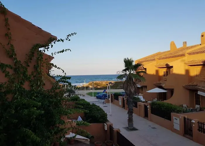 Adosado En La Playa De El Perellonet Con Piscina, Pista Tenis 펜션 *