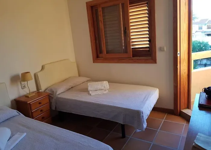 Adosado En La Playa De El Perellonet Con Piscina, Pista Tenis * 발렌시아