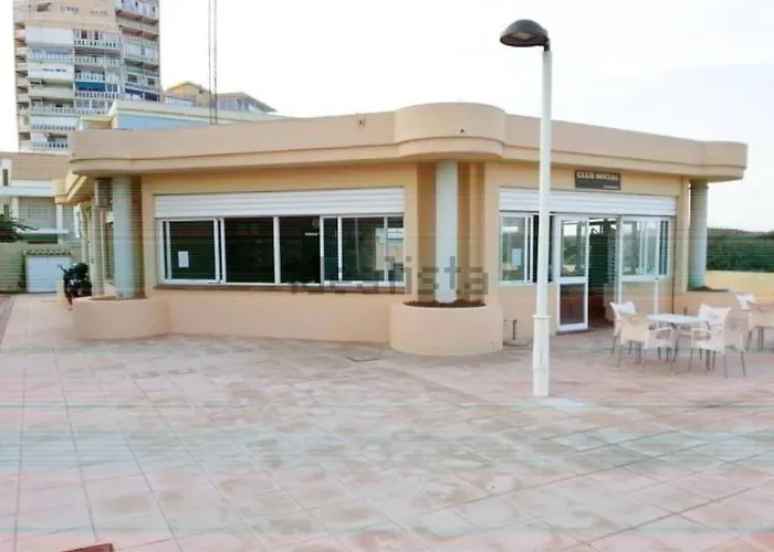 Adosado En La Playa De El Perellonet Con Piscina, Pista Tenis 펜션