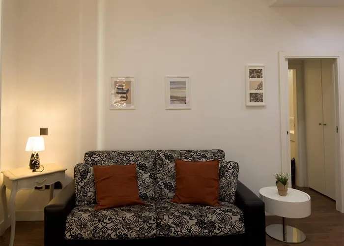 Market - Queen Square - Mid-term Apartment *