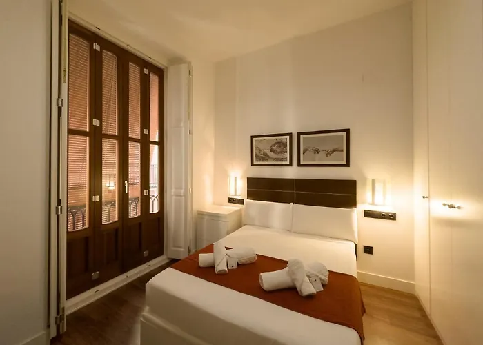 Apartment Market - Queen Square - Mid-term