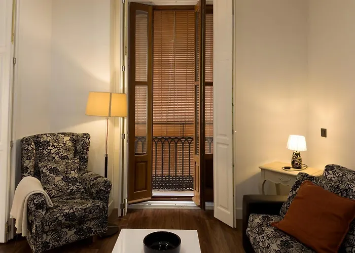 Market - Queen Square - Mid-term Apartment *