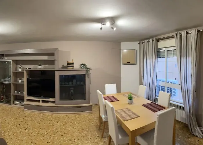 Lejlighed Precioso Junto Al Centro Con Garaje Valencia