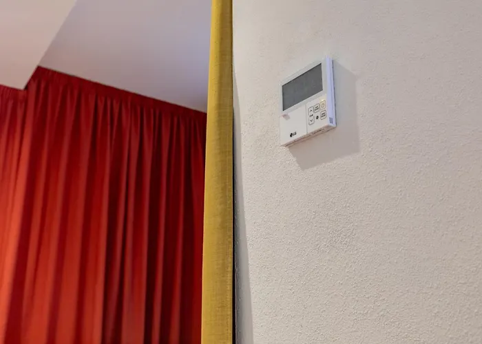 Apartup Market Square *