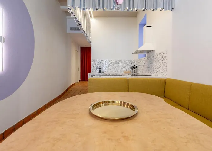 Apartup Market Square