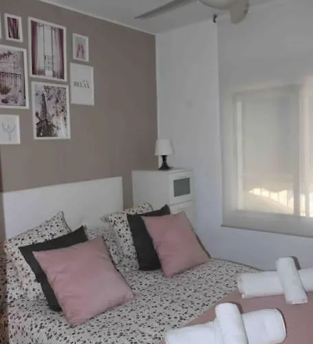 Precioso Con Vistas Al Mar. Piscina. Valencie